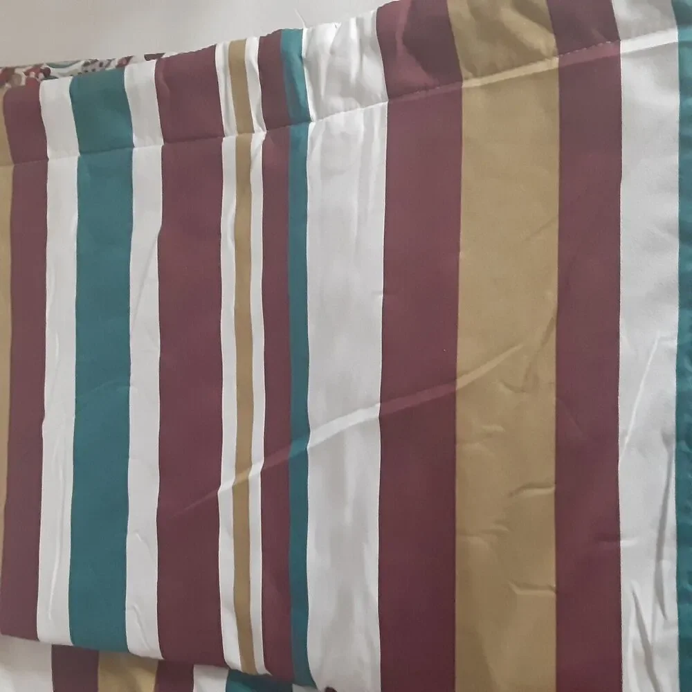 Home Accents Turnstyle pillow Shams x2 Quilted Floral Earth Tones